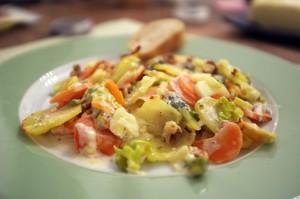 Gemüseauflauf mit Gorgonzola und Walnüssen