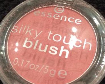 Silky Touch Blush von essence