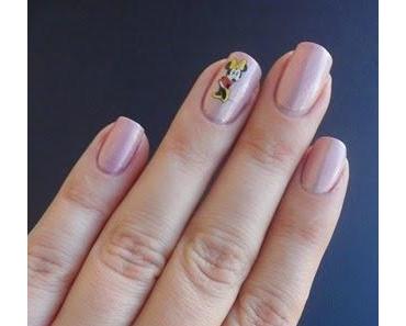Manicure Monday – Minnie Mouse als Abziehbild