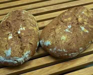 Nussbrot zum World Bread Day 2014