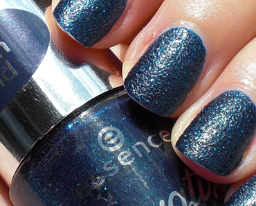 Aqua... Wasser... August.