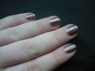 NOTD Sleek+Neue Essence Schablone