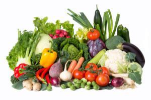 Tofu und Gemüse aus dem Wok mit Reis