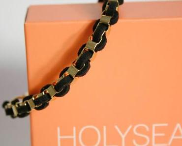 [Review] Holysealed Armband