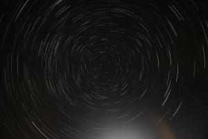 Sternenspuren – Startrails fotografieren – Astrofotografie