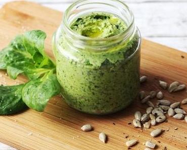 Veganes Feldsalat-Pesto