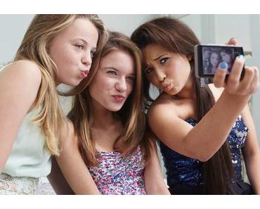 Ein Selfie knipsen: Harmloser Trend oder ernste Gefahr?