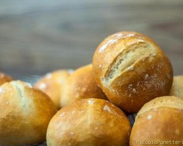 Berliner Schrippen mit verschiedenen Mehlen gebacken