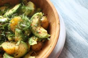 Herzhafter Sattmacher: Kartoffel-Avocado-Salat