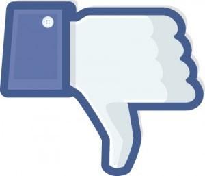 Verbraucherzentrale mahnt Facebook erneut ab