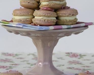 20. März, Frühlingsanfang und Jour du Macaron! – Rosen-Macarons