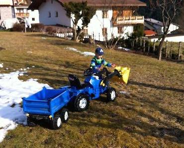 Sonne, Garten, Rosen, Schnee - Freutag