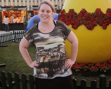 Abendlicher Ostermarkt-Fotoshoot-Besuch