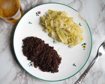 back to the roots. Młoda kapusta – Süßes Jungkraut mit Blutwurst
