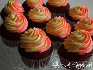 Red Velvet Cupcakes aus dem Backbuch "Süße Sünden" von Tarek Malouf