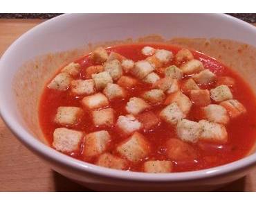 Tomatensuppe mit Croutons