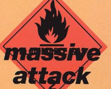 Massive Attack – Hymn of the Big Wheel (Egyptrixx Remix)