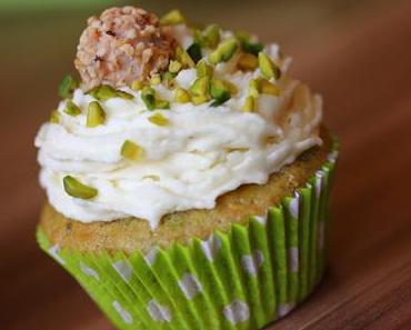 Pistazien Cupcakes mit Marzipantopping