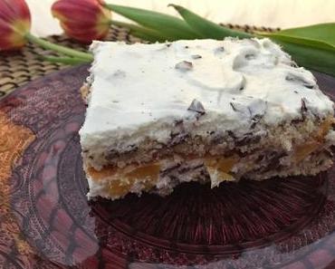 Stracciatella-Kuchen mit Aprikosencreme